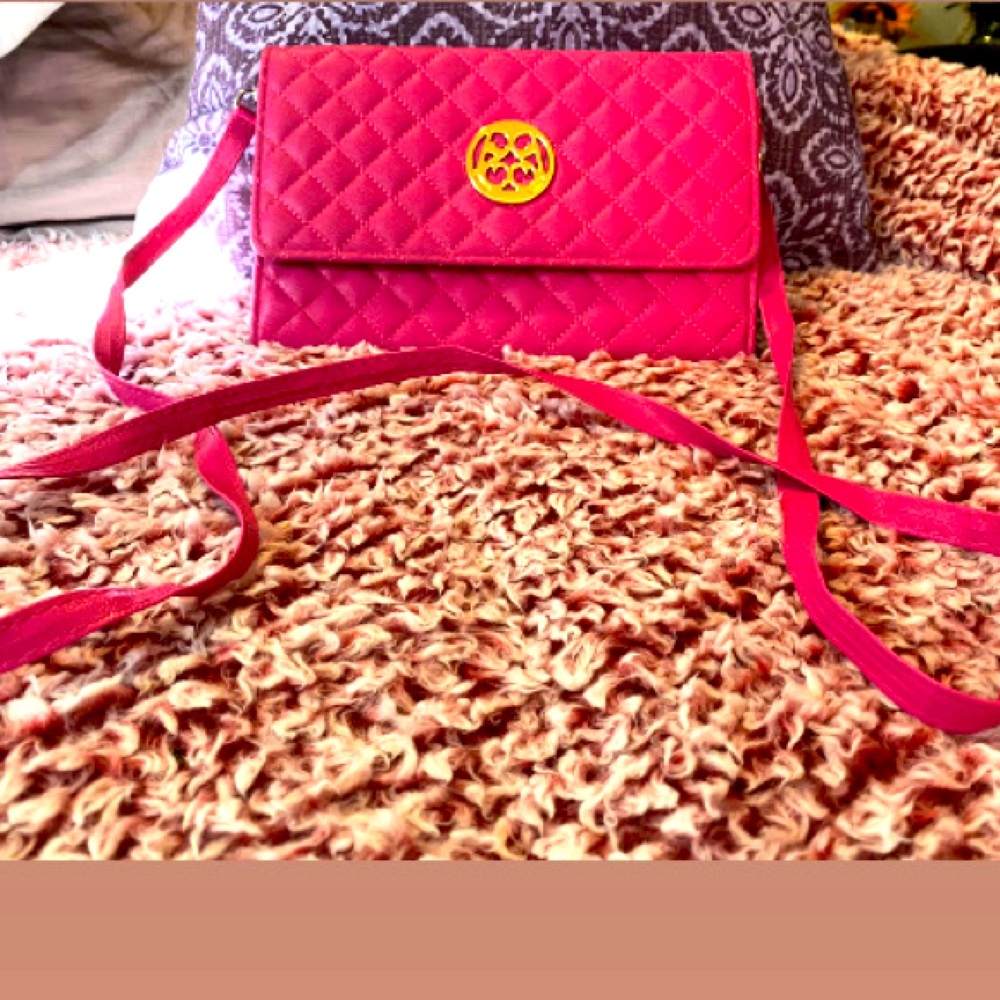 Pink satchel never used great condition